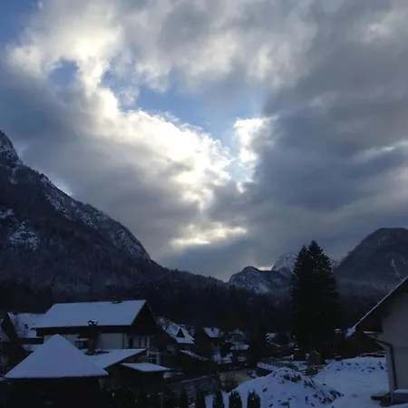 Pr' Jakapc' Aparthotel Mojstrana