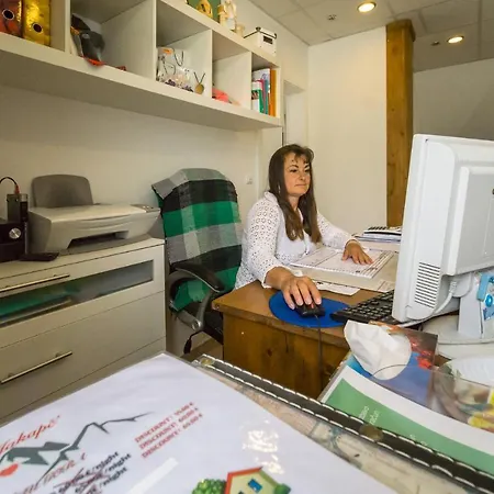 Apartahotel Pr' Jakapc' Mojstrana