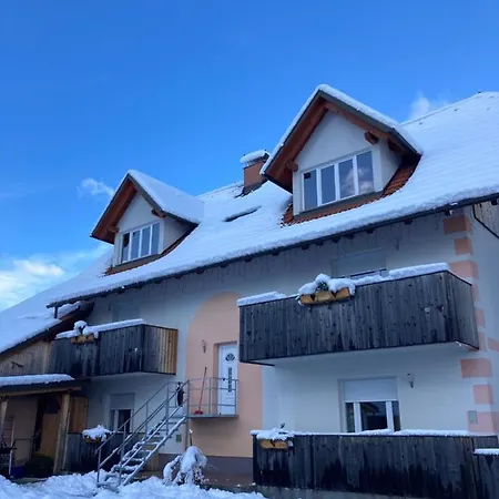 Aparthotel Pr' Jakapc'