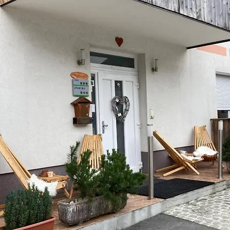 Pr' Jakapc' Aparthotel Mojstrana