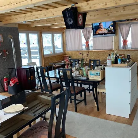Pr' Jakapc' Aparthotel Mojstrana