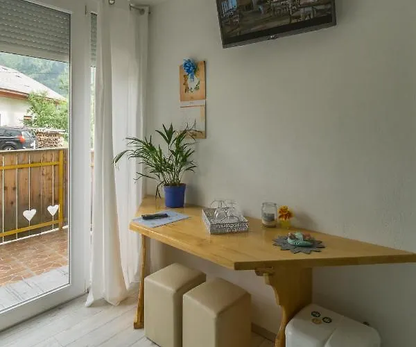 Pr' Jakapc' شقة فندقية 3*