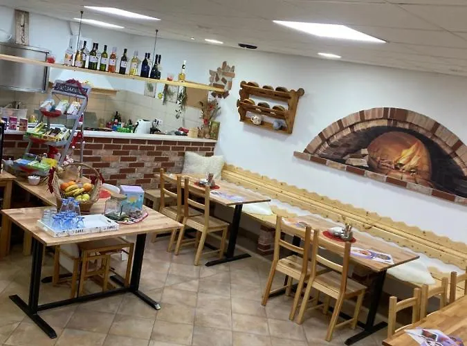 Pr' Jakapc' شقة فندقية 3*